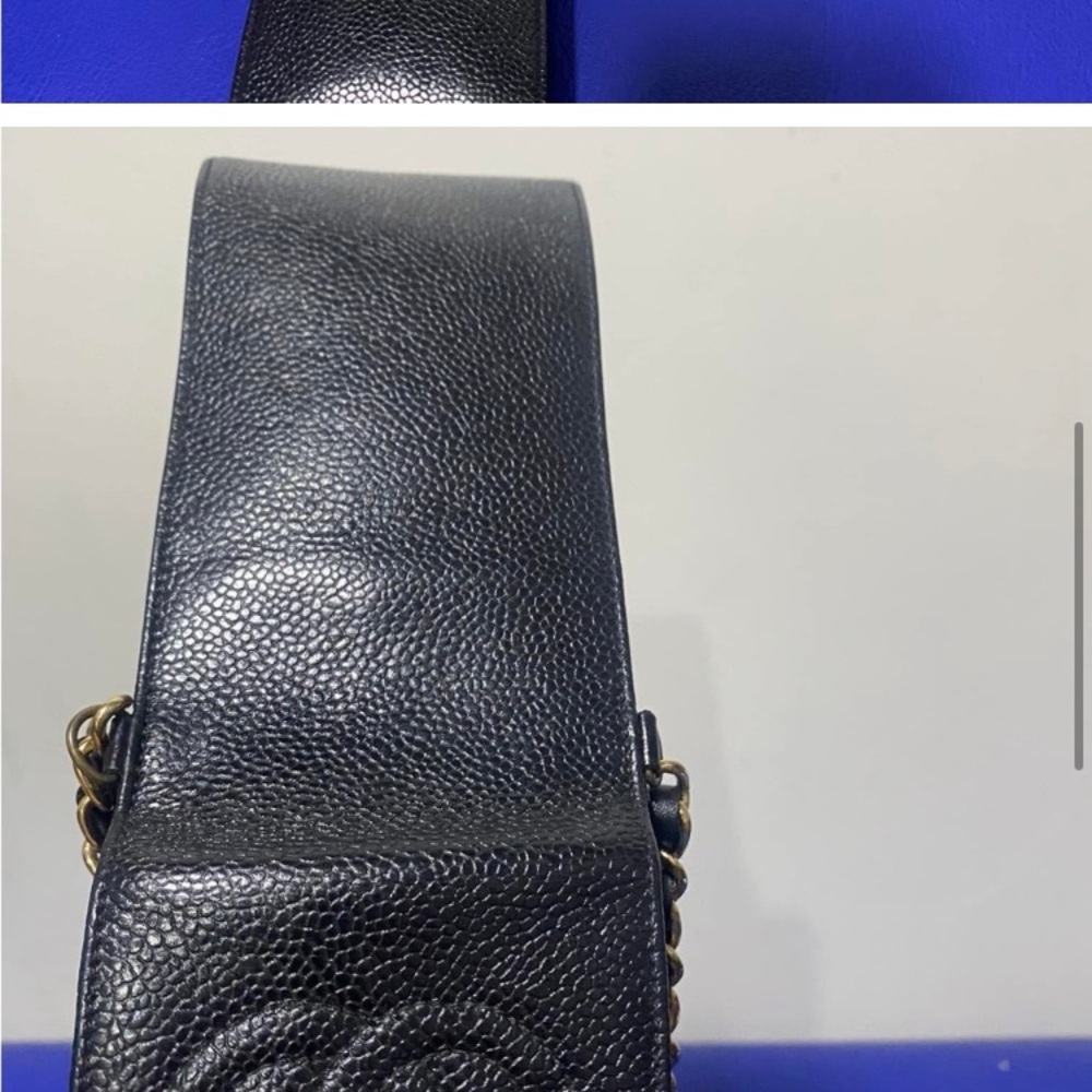 CHANEL 1995 Stitch Case Caviar PM Pochette - Picture 11 of 14